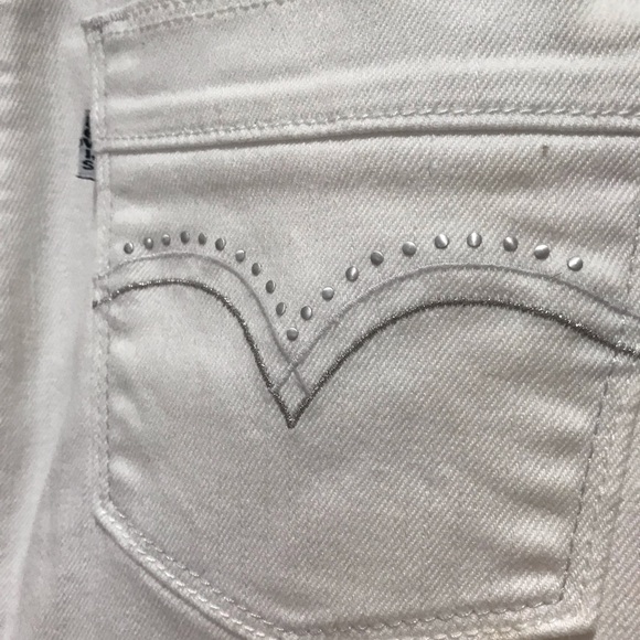 Levi’s White Denim Skirt - Picture 7 of 7